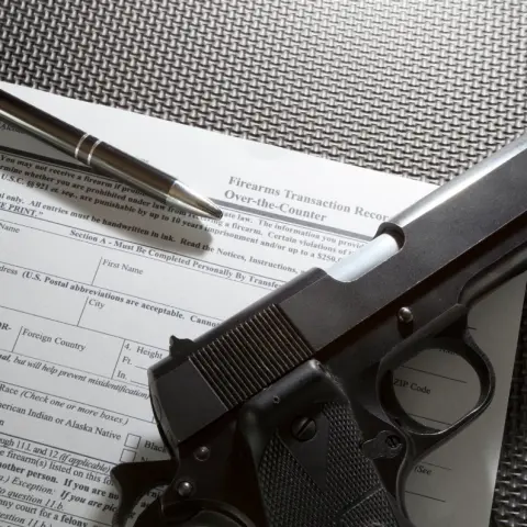 How to Choose a Pistol: A Comprehensive Guide